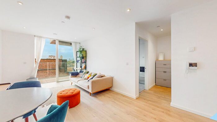 1 Bedroom Flat For Sale In Kitson House Corsican Square, London, E3