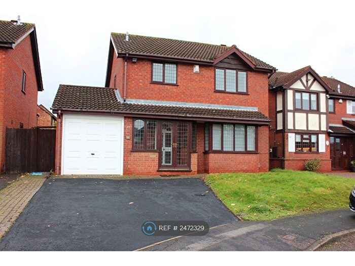 4 Bedroom Detached House To Rent In Juniper Drive, Sutton Coldfield, B76