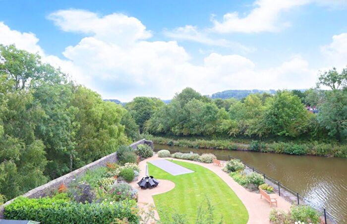 2 Bedroom Retirement Property For Sale In Buxton Road, Macclesfield, SK10