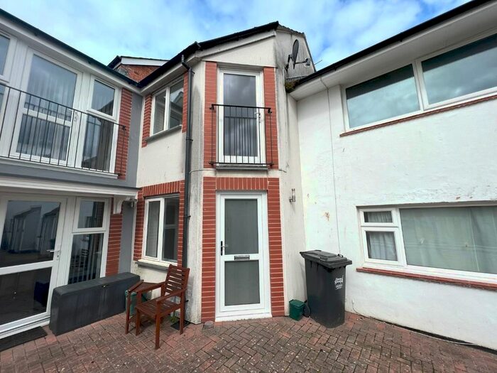1 Bedroom Terraced House To Rent In Bear Street, Barnstaple, EX32