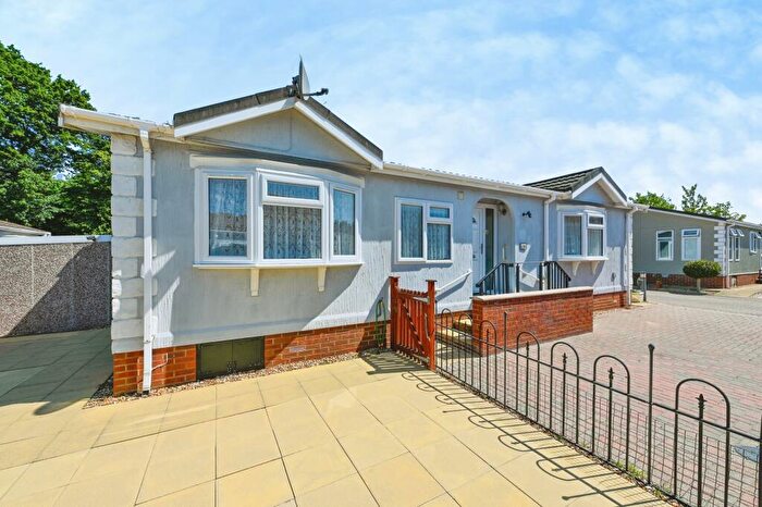 2 Bedroom Park Home For Sale In Hardwick Road, King's Lynn, PE30