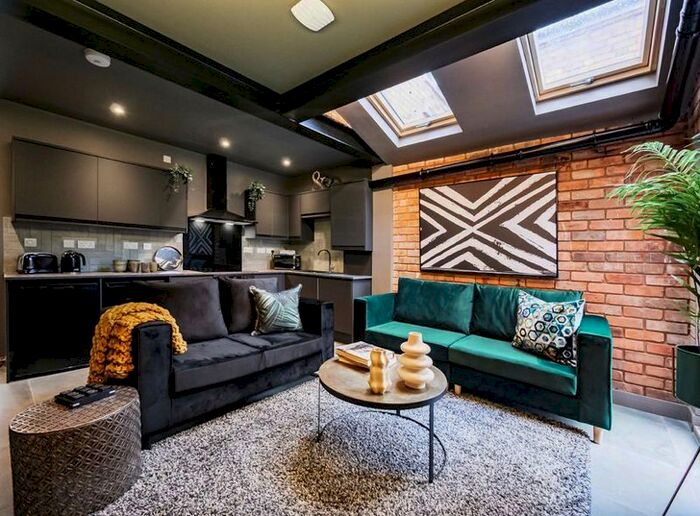 1 Bedroom Flat To Rent In Pershore Road, Selly Park, Birmingham, B29