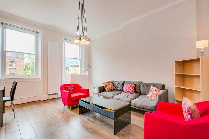 2 Bedroom Flat To Rent In Nevern Square, London, SW5