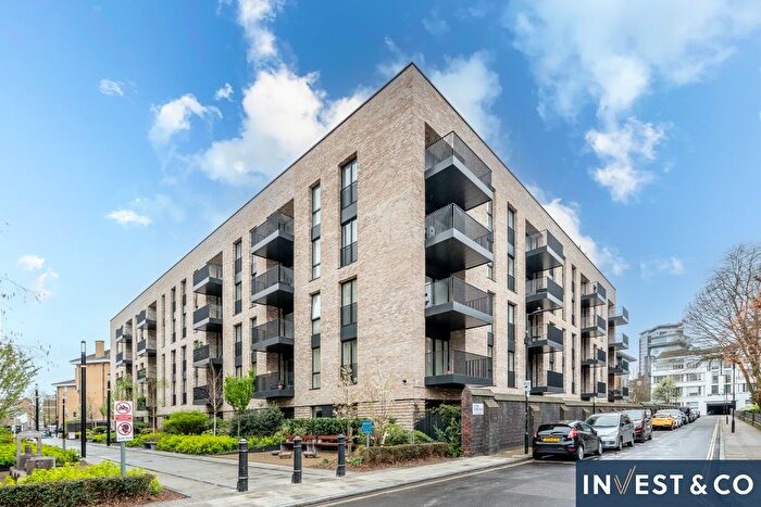 2 Bedroom Flat For Sale In Carrick Yard, Fisherton Street, NW8