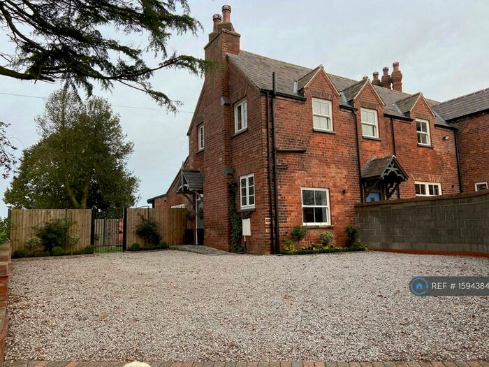 3 Bedroom Semi-Detached House To Rent In Main Street, Cottingham, HU16