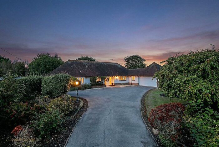 4 Bedroom Detached House For Sale In Rectory Lane, Angmering, BN16