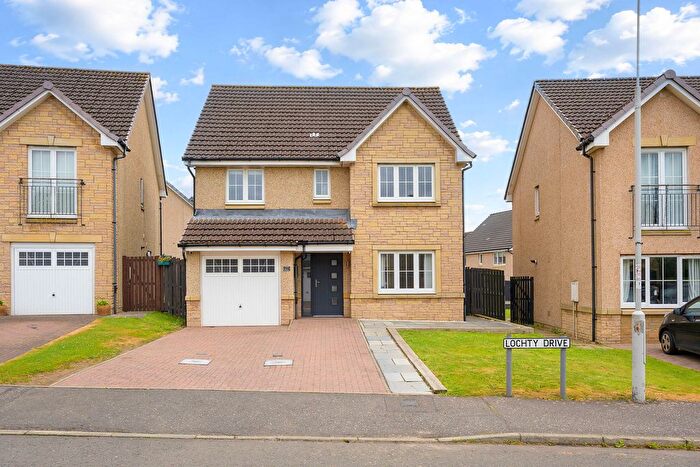 4 Bedroom Detached House For Sale In Lochty Drive, Kinglassie, KY5