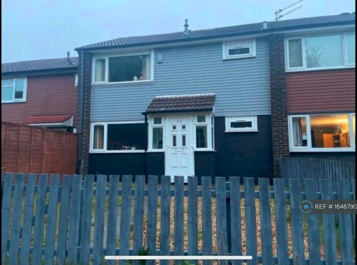 3 Bedroom Terraced House To Rent In Sherburn Road North, Leeds, LS14