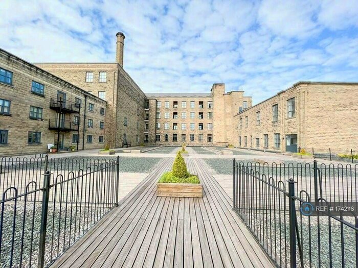 2 Bedroom Flat To Rent In Ilex Mill, Rawtenstall, Rossendale, BB4