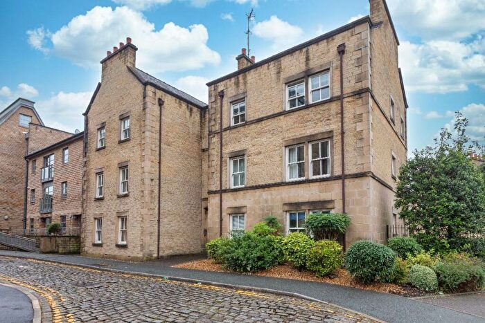 2 Bedroom Flat For Sale In Diana Court, Henry Street, Lancaster, LA1