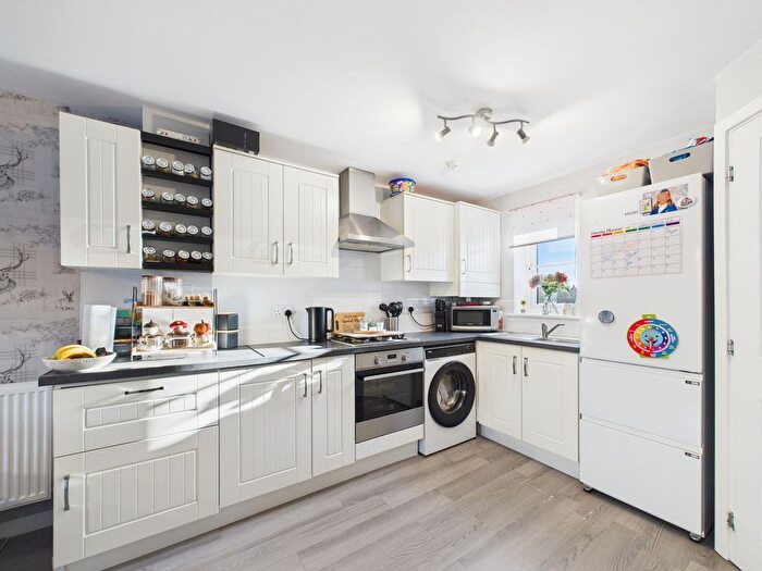 3 Bedroom Town House For Sale In Bedstone Way, Farcet, PE7