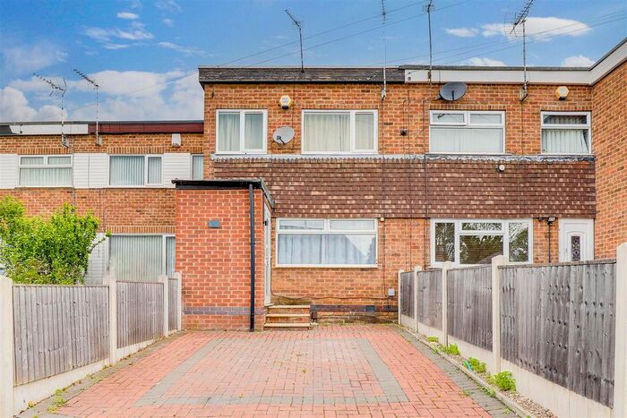 3 Bedroom Terraced House To Rent In Burton Road, Carlton, Nottinghamshire, NG4