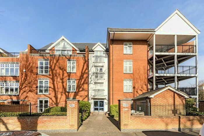 2 Bedroom Flat To Rent In Montpelier Road, London, W5