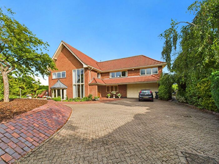 5 Bedroom Detached House For Sale In Shelt Hill, Woodborough, Nottingham, NG14
