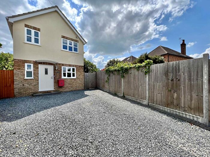 3 Bedroom Detached House To Rent In Leasway, Brentwood, CM14
