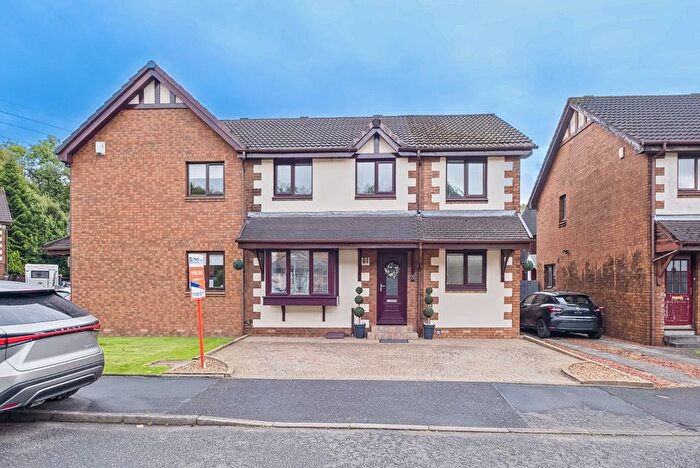 4 Bedroom Semi-Detached House For Sale In Ardfern Road, Airdrie, ML6