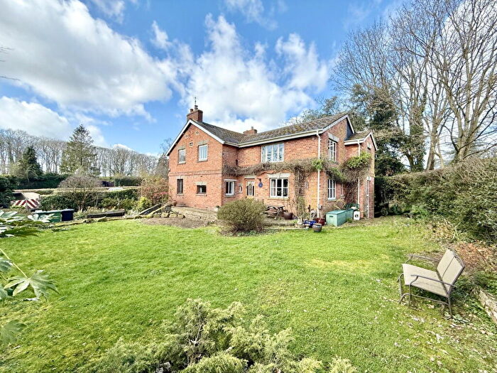 5 Bedroom Detached House For Sale In Gloucester Road, Upleadon, GL18