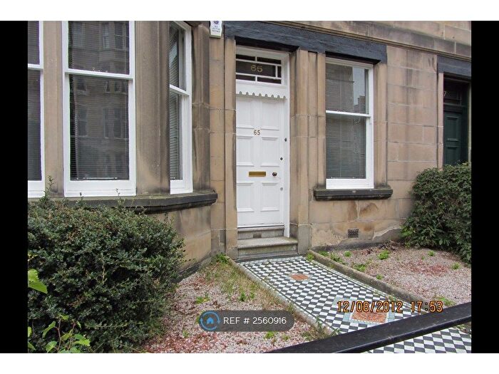 3 Bedroom Flat To Rent In Arden Street, Edinburgh, EH9