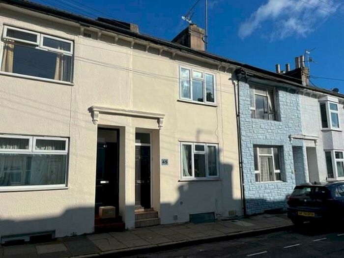 4 Bedroom House To Rent In St. Pauls Street, Brighton, BN2