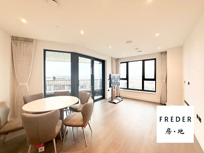 2 Bedroom Apartment To Rent In , SW11