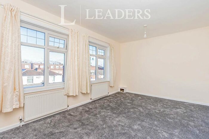 2 Bedroom Apartment To Rent In Shirley High Street Southampton, SO15