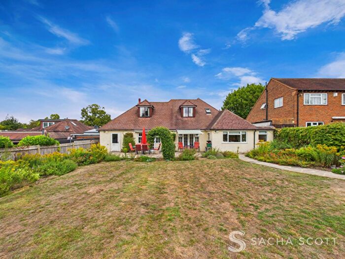 4 Bedroom Detached House For Sale In Gilhams Avenue, Banstead, SM7