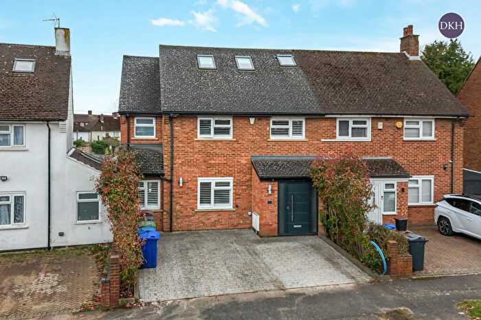 4 Bedroom Semi-Detached House For Sale In Binyon Crescent, Stanmore, HA7