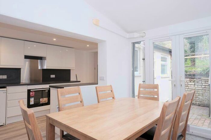 6 Bedroom Terraced House To Rent In Howard Road, Brighton, BN2