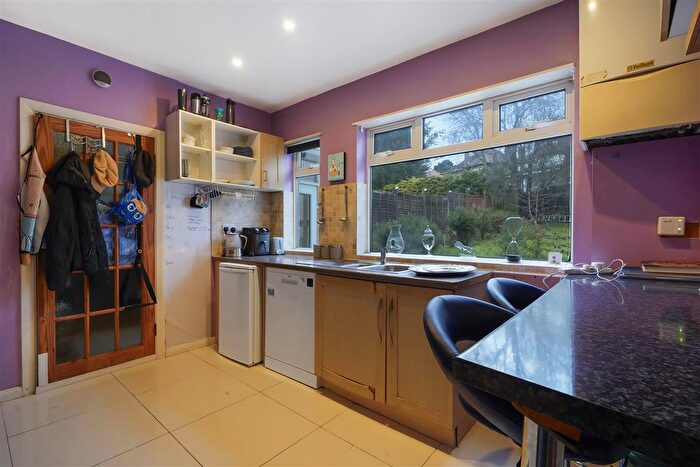 4 Bedroom Detached House For Sale In The Crossways, Wembley, HA9