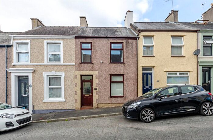 2 Bedroom Terraced House For Sale In Eleanor Street, Caernarfon, Gwynedd, LL55