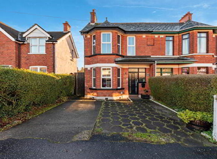 3 Bedroom Semi-Detached House For Sale In Westland Drive, Belfast, BT14