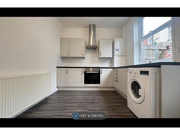 2 Bedroom Terraced House To Rent In Brookland St, Rochdale, OL16