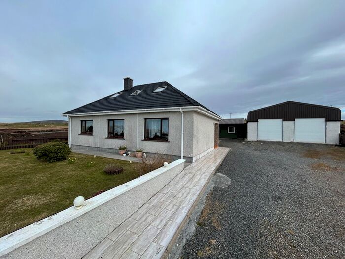 4 Bedroom Detached House For Sale In Dom, Clachan, Isle Of North Uist, HS6