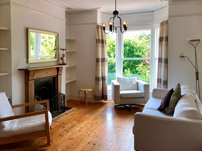 2 Bedroom Terraced House To Rent In Brynmill Terrace, Brynmill, SA2