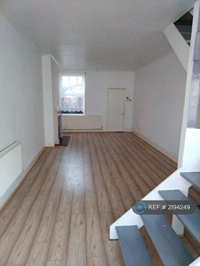 3 Bedroom Terraced House To Rent In Village Road, Birmingham, B6