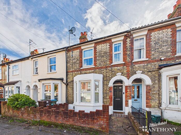 2 Bedroom Terraced House For Sale In Queen Street, Aylesbury, Buckinghamshire, HP20