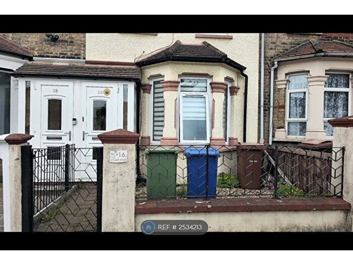 3 Bedroom Terraced House To Rent In Stuart Road, Grays, RM17