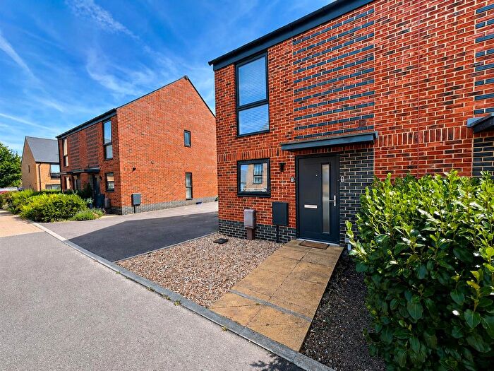 2 Bedroom Semi-Detached House For Sale In Argus Road, Lee-On-The-Solent, PO13