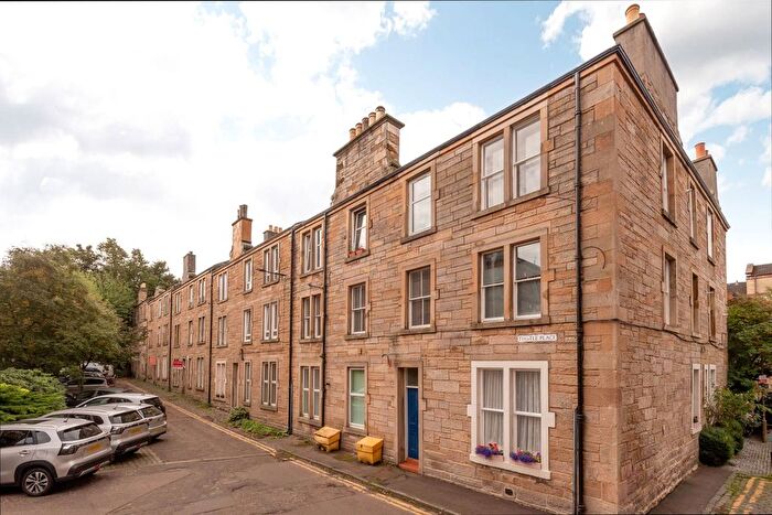 2 Bedroom Flat For Sale In / Thistle Place, Viewforth, Edinburgh, EH11