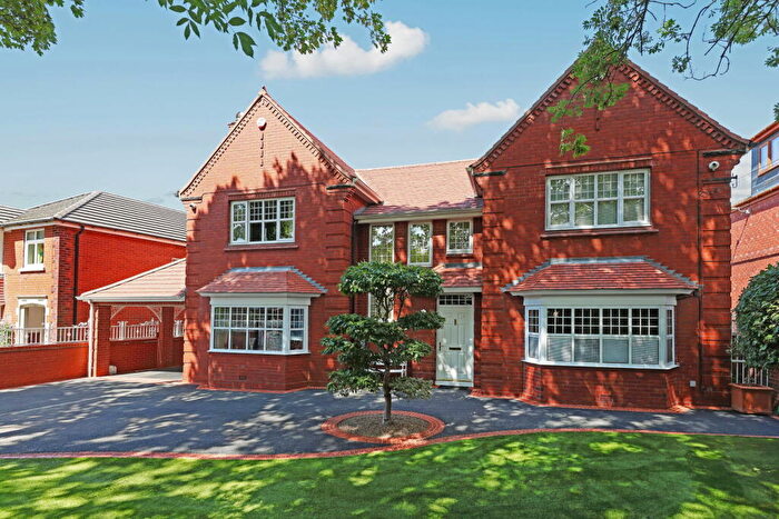 4 Bedroom Detached House For Sale In High Street, Thurnscoe, Rotherham, S63