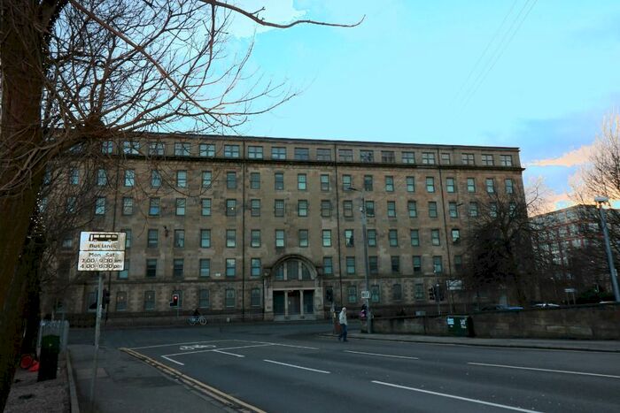 2 Bedroom Flat To Rent In Duke Street, Dennistoun, Glasgow, G4