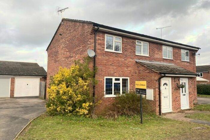 3 Bedroom Semi-Detached House To Rent In Lavington Gardens, Southampton, SO52