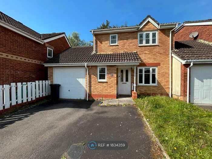 4 Bedroom Detached House To Rent In Parc Penscynnor, Cilfrew, Neath, SA10