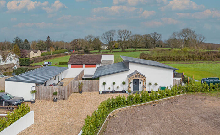 6 Bedroom Detached House For Sale In Gloucester Road, Bristol, BS35