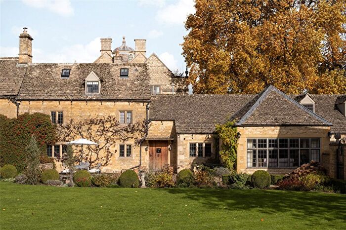 5 Bedroom Detached House To Rent In Bourton House, Bourton On The Water, Cheltenham, GL54