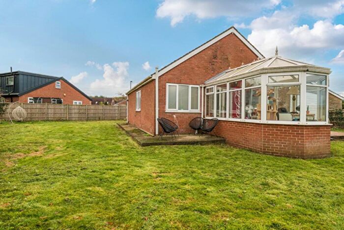 2 Bedroom Detached Bungalow For Sale In West Garth, Ulleskelf, LS24