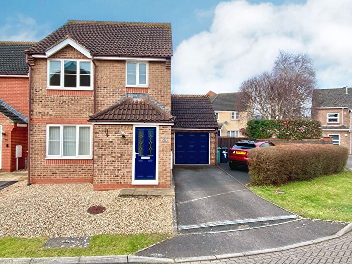 3 Bedroom End Of Terrace House To Rent In Sheldon Court, Taunton, TA1
