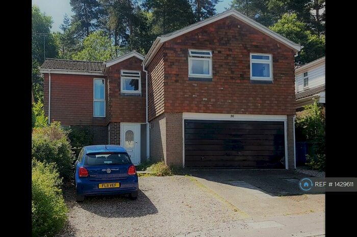 5 Bedroom Detached House To Rent In Octavia, Bracknell, RG12