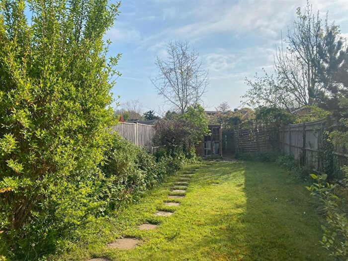3 Bedroom Terraced House For Sale In Springvale Close, Great Bookham, KT23