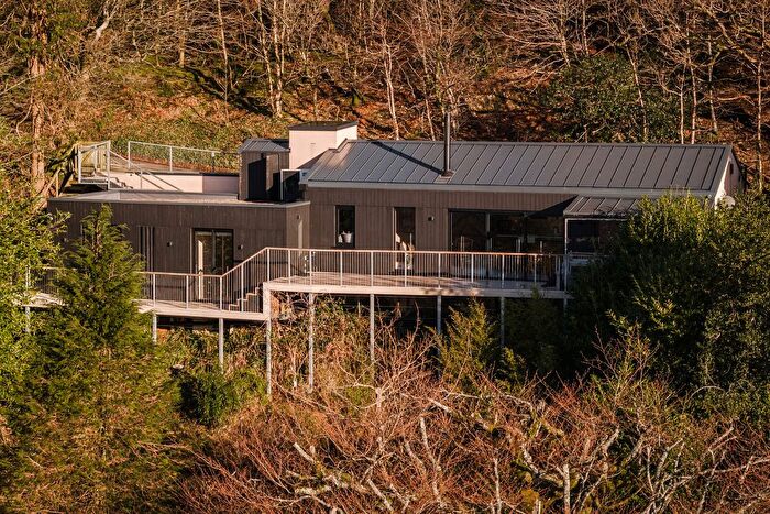 3 Bedroom Detached House For Sale In Highcliffe Cottage, Fishpond, Dorset, DT6